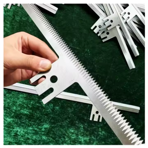 Serrated Packing Blade