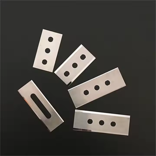 Three Holes Blade