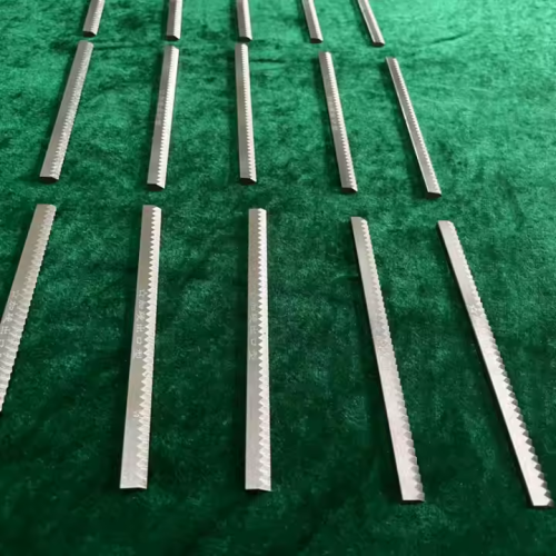 Zig-zag Knives and Anvils